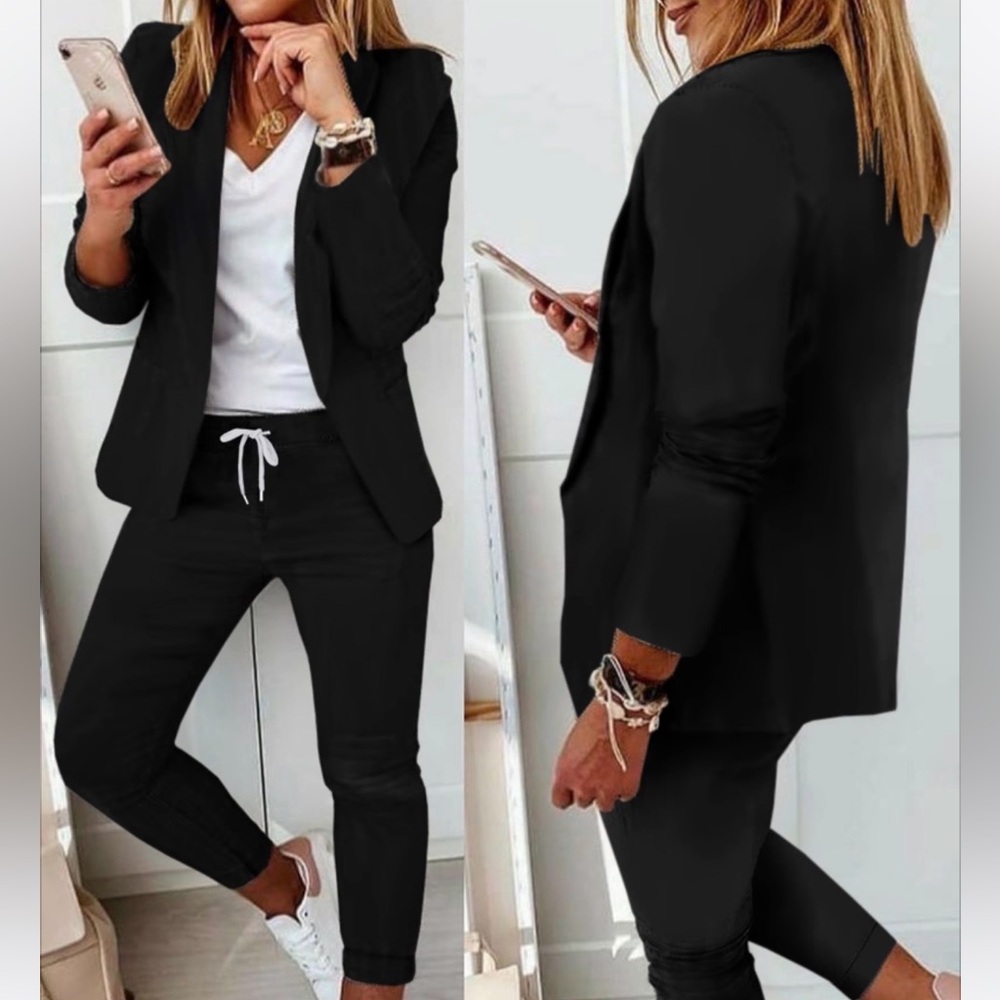 Two-piece Sz L (STOCK photos in 1st 2 pics) Tan, Black, White